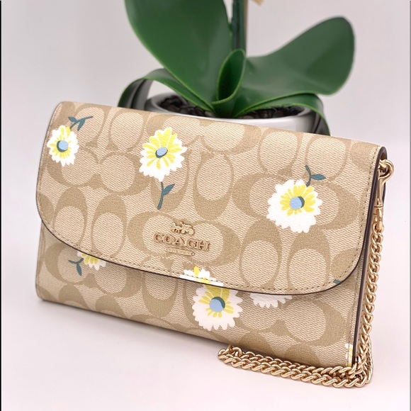 Coach Crossbody Clutch Wallet Wristlet in Daisy - Picture 10 of 16